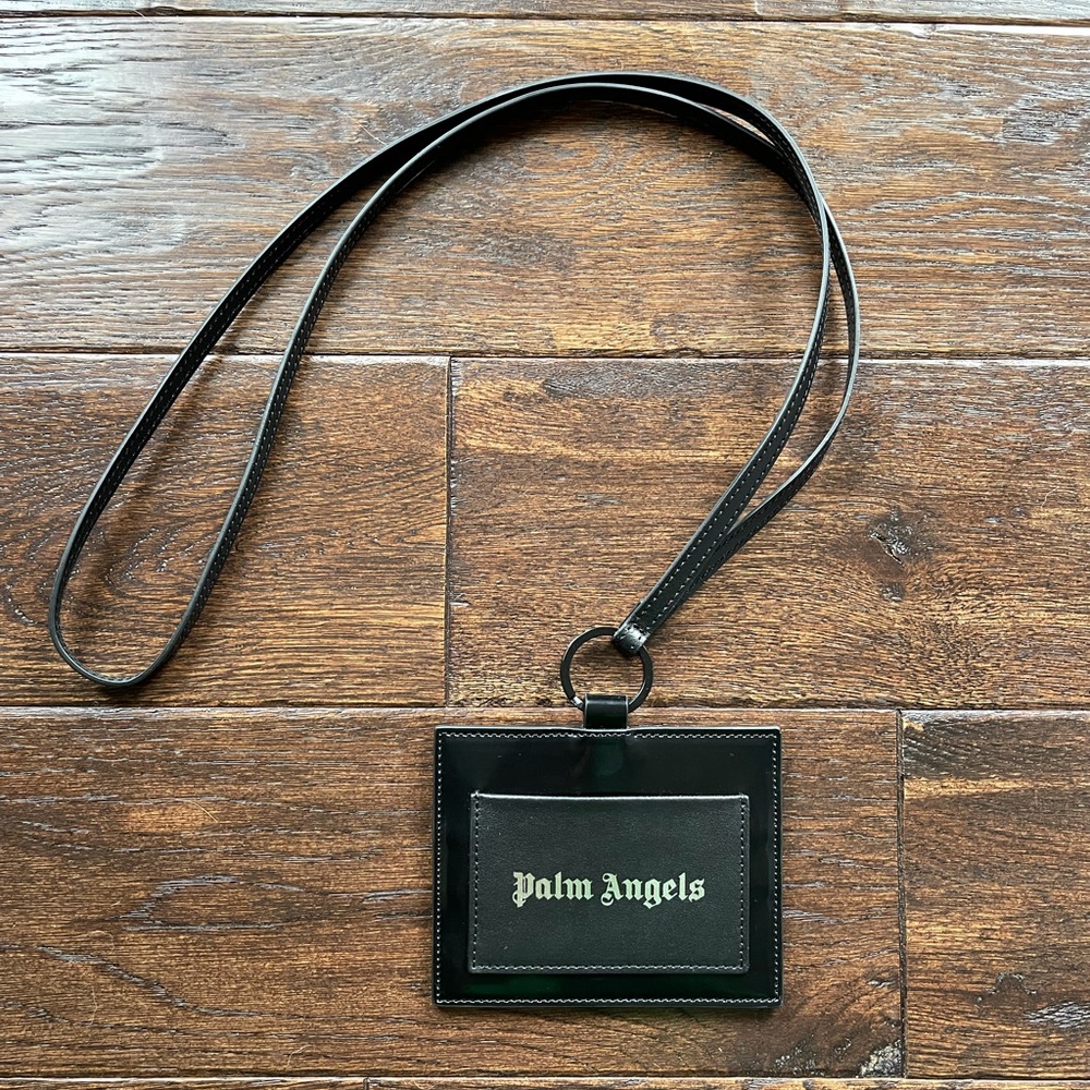 Palm Angels Embossed Logo String Wallet 🔥